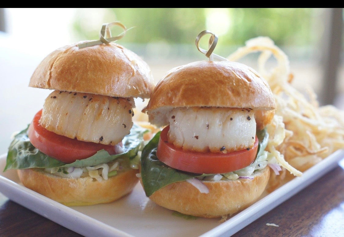 🦪 Auntie Mary’s Crispy Scallop Sliders with Apple Slaw & Old Bay Crema